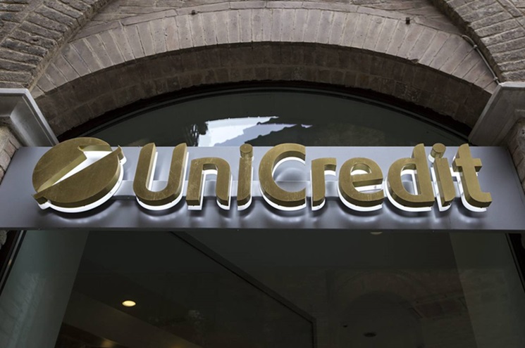 UniCredit’s bid for Commerzbank sparks job fears and political tension