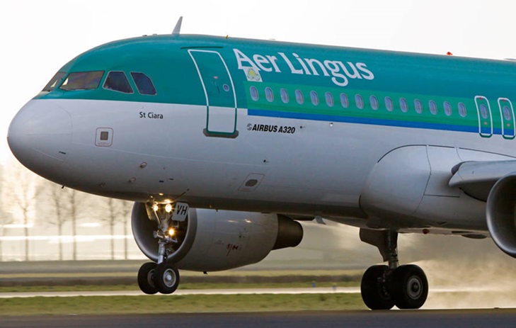 Aer Lingus ground crew eye pay rise after pilots’ victory