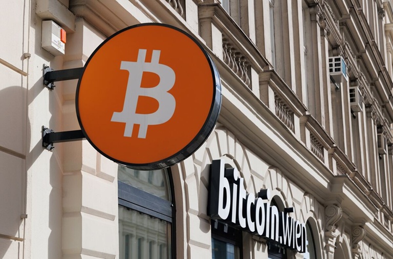 Bitcoin rallies as countries back digital assets
